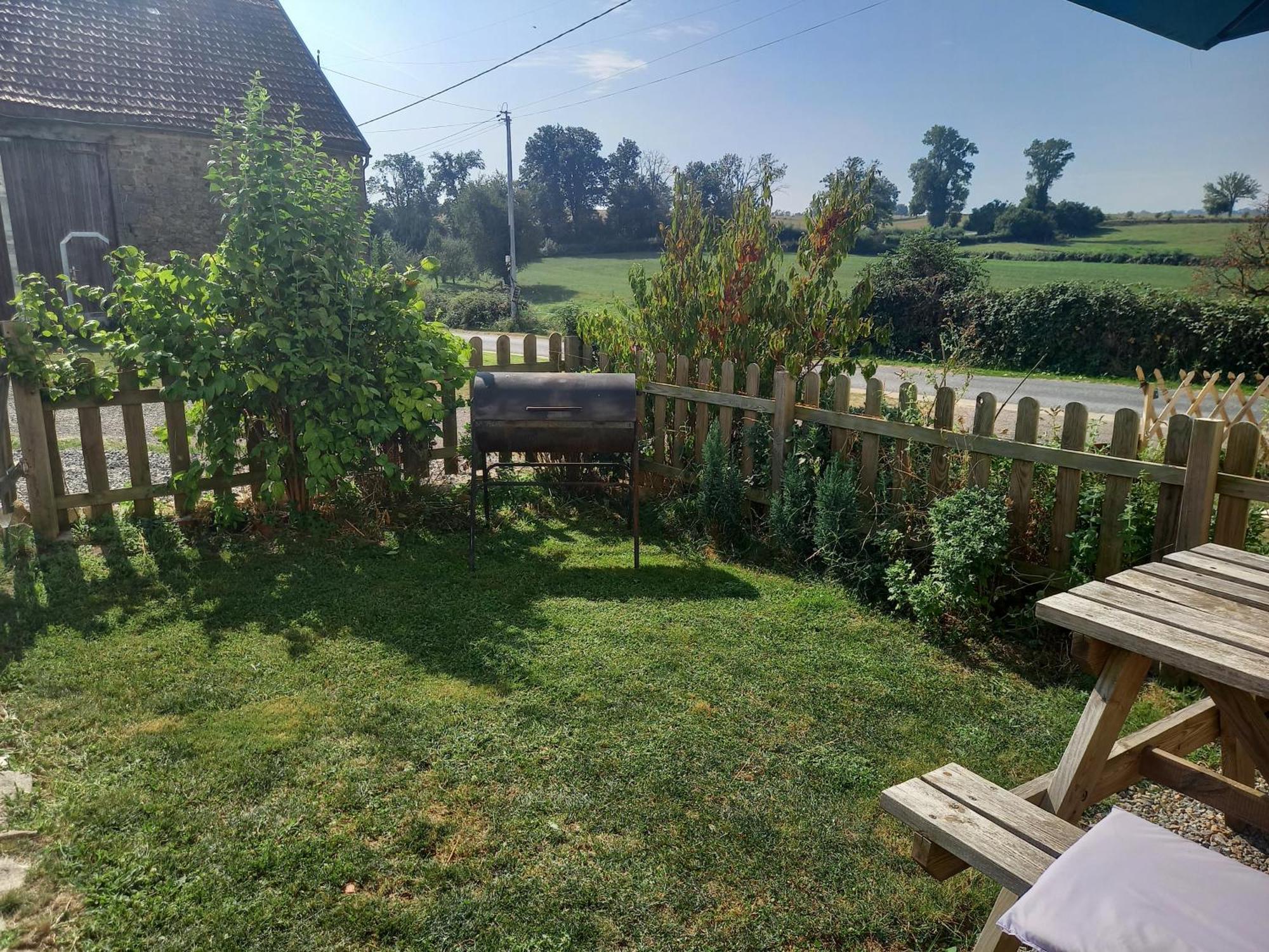 Les Papillons Villa Vrolle ภายนอก รูปภาพ